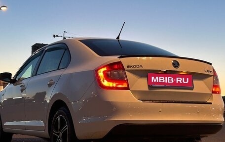 Skoda Rapid I, 2014 год, 1 050 000 рублей, 4 фотография