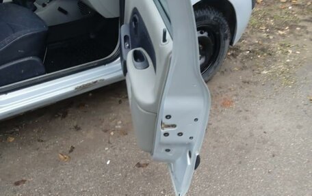 Renault Symbol I, 2004 год, 280 000 рублей, 4 фотография