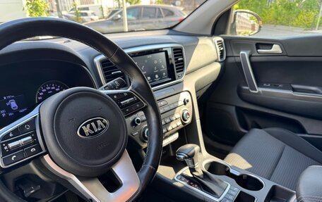 KIA Sportage IV рестайлинг, 2019 год, 2 250 000 рублей, 10 фотография