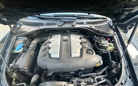 Volkswagen Touareg III, 2005 год, 779 000 рублей, 13 фотография