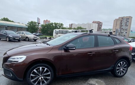 Volvo V40 Cross Country I, 2019 год, 2 350 000 рублей, 5 фотография