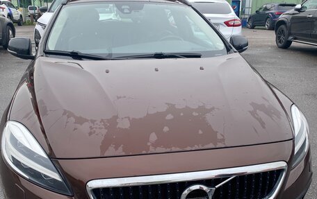 Volvo V40 Cross Country I, 2019 год, 2 350 000 рублей, 27 фотография