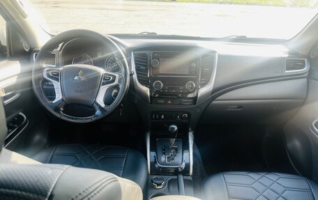 Mitsubishi L200 IV рестайлинг, 2017 год, 1 750 000 рублей, 7 фотография