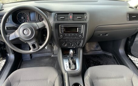 Volkswagen Jetta VI, 2013 год, 1 000 000 рублей, 11 фотография