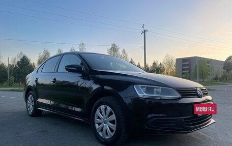 Volkswagen Jetta VI, 2013 год, 1 000 000 рублей, 7 фотография
