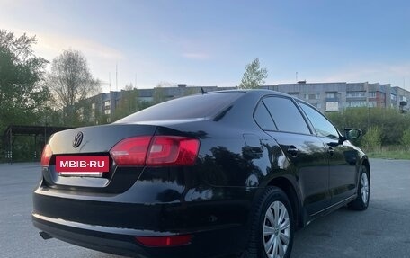 Volkswagen Jetta VI, 2013 год, 1 000 000 рублей, 6 фотография