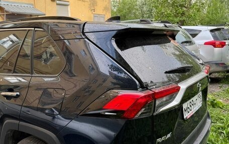 Toyota RAV4, 2019 год, 3 680 000 рублей, 3 фотография