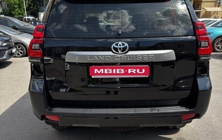 Toyota Land Cruiser Prado 150 рестайлинг 2, 2018 год, 5 400 000 рублей, 4 фотография