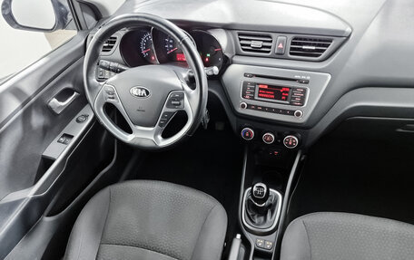 KIA Rio III рестайлинг, 2016 год, 1 043 000 рублей, 17 фотография