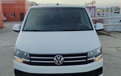 Volkswagen Caravelle T6 рестайлинг, 2017 год, 4 000 000 рублей, 1 фотография