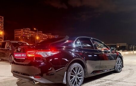 Toyota Camry, 2021 год, 3 190 000 рублей, 24 фотография