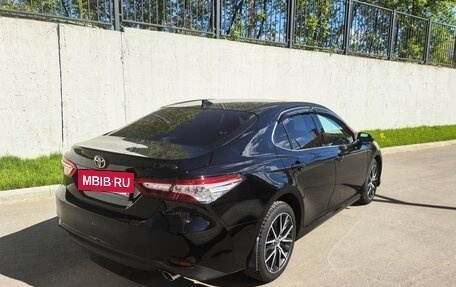 Toyota Camry, 2021 год, 3 190 000 рублей, 18 фотография