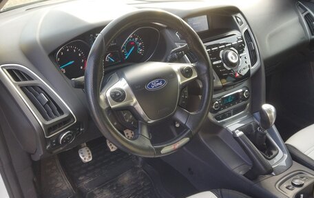 Ford Focus III, 2013 год, 800 000 рублей, 6 фотография