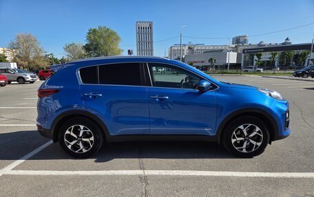 KIA Sportage IV рестайлинг, 2019 год, 2 000 000 рублей, 4 фотография