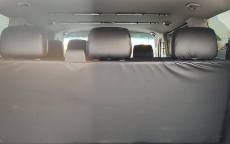 Volkswagen Caravelle T6 рестайлинг, 2017 год, 4 000 000 рублей, 11 фотография