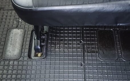 Volkswagen Caravelle T6 рестайлинг, 2017 год, 4 000 000 рублей, 19 фотография