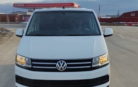 Volkswagen Caravelle T6 рестайлинг, 2017 год, 4 000 000 рублей, 25 фотография