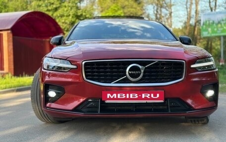 Volvo S60 III, 2019 год, 3 450 000 рублей, 4 фотография