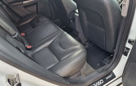 Volvo V60 Cross Country II, 2015 год, 2 280 000 рублей, 13 фотография
