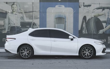 Toyota Camry, 2021 год, 3 469 000 рублей, 5 фотография