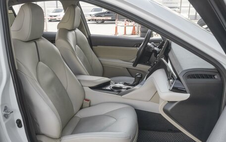 Toyota Camry, 2021 год, 3 469 000 рублей, 8 фотография