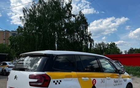 Citroen C4 Picasso II рестайлинг, 2018 год, 790 000 рублей, 4 фотография