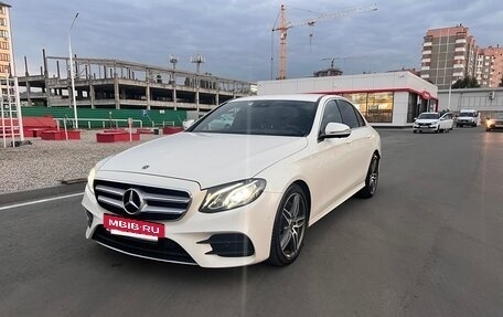 Mercedes-Benz E-Класс, 2017 год, 3 100 000 рублей, 4 фотография