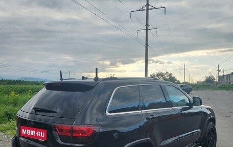Jeep Grand Cherokee, 2013 год, 2 000 000 рублей, 2 фотография