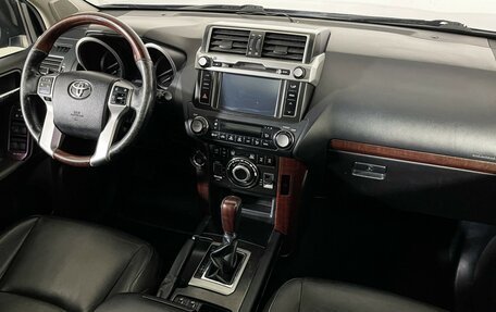 Toyota Land Cruiser Prado 150 рестайлинг 2, 2015 год, 3 397 000 рублей, 9 фотография