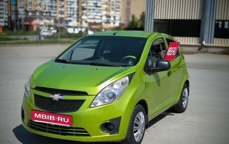 Chevrolet Spark III, 2012 год, 590 000 рублей, 2 фотография
