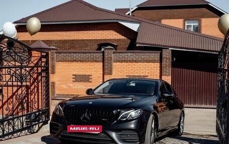 Mercedes-Benz E-Класс, 2016 год, 2 650 000 рублей, 2 фотография