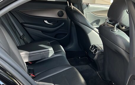 Mercedes-Benz E-Класс, 2016 год, 2 650 000 рублей, 4 фотография