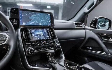 Lexus LX, 2024 год, 14 000 000 рублей, 14 фотография