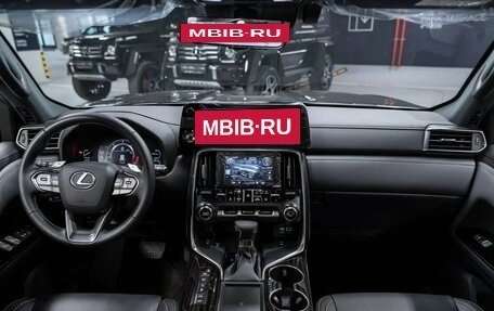 Lexus LX, 2024 год, 14 000 000 рублей, 2 фотография