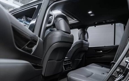 Lexus LX, 2024 год, 14 000 000 рублей, 3 фотография