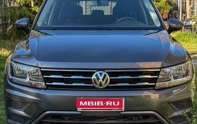 Volkswagen Tiguan II, 2021 год, 2 200 000 рублей, 1 фотография