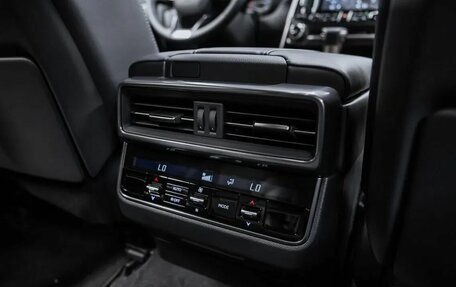 Lexus LX, 2024 год, 14 000 000 рублей, 23 фотография