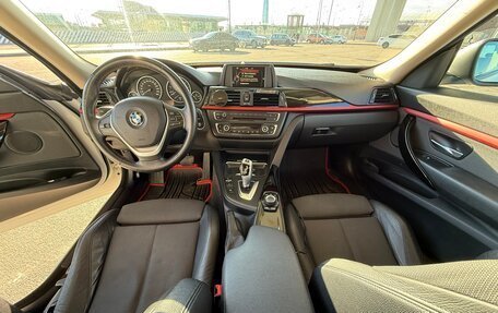 BMW 3 серия, 2015 год, 2 090 000 рублей, 14 фотография