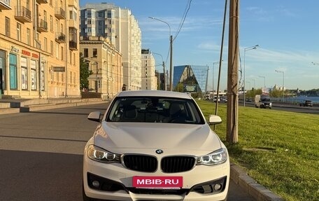 BMW 3 серия, 2015 год, 2 090 000 рублей, 33 фотография