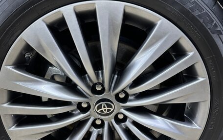 Toyota Highlander, 2021 год, 5 700 000 рублей, 8 фотография