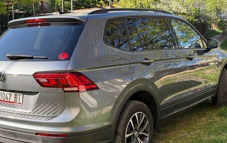 Volkswagen Tiguan II, 2021 год, 2 200 000 рублей, 4 фотография