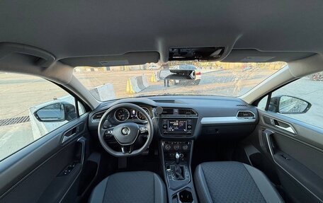 Volkswagen Tiguan II, 2021 год, 2 200 000 рублей, 13 фотография