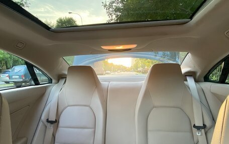 Mercedes-Benz E-Класс, 2015 год, 2 600 000 рублей, 8 фотография