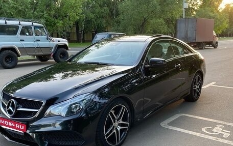 Mercedes-Benz E-Класс, 2015 год, 2 600 000 рублей, 2 фотография