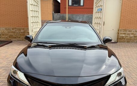 Toyota Camry, 2019 год, 2 650 000 рублей, 6 фотография