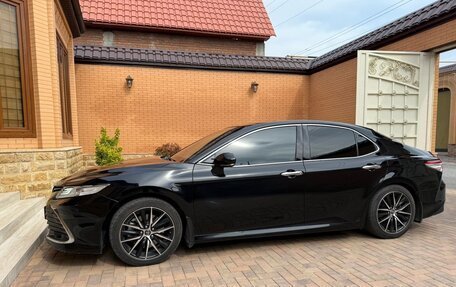 Toyota Camry, 2019 год, 2 650 000 рублей, 7 фотография