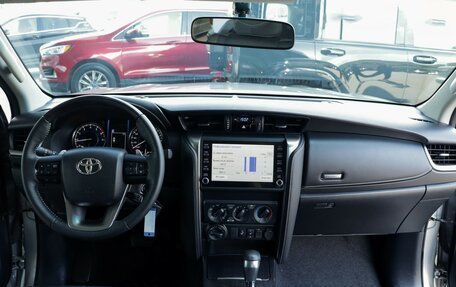 Toyota Fortuner II, 2021 год, 4 495 000 рублей, 10 фотография