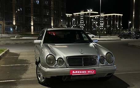 Mercedes-Benz E-Класс, 1996 год, 550 000 рублей, 3 фотография