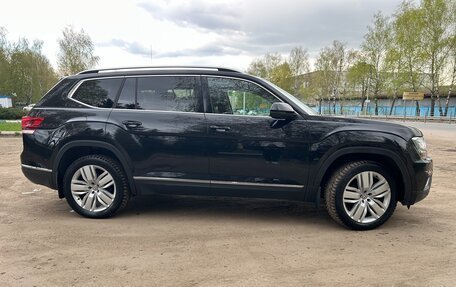 Volkswagen Teramont I, 2018 год, 3 249 000 рублей, 4 фотография