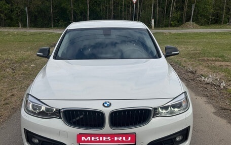 BMW 3 серия, 2015 год, 2 050 000 рублей, 23 фотография